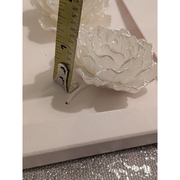 ZARA Earrings Womens Statement White Pearlized 3D Flower Lightweight Embossed - Picture 8 of 10